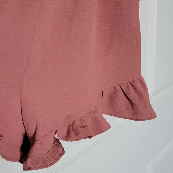 NWT! BCBG Rose Colored Romper -XS - Picture 7 of 8